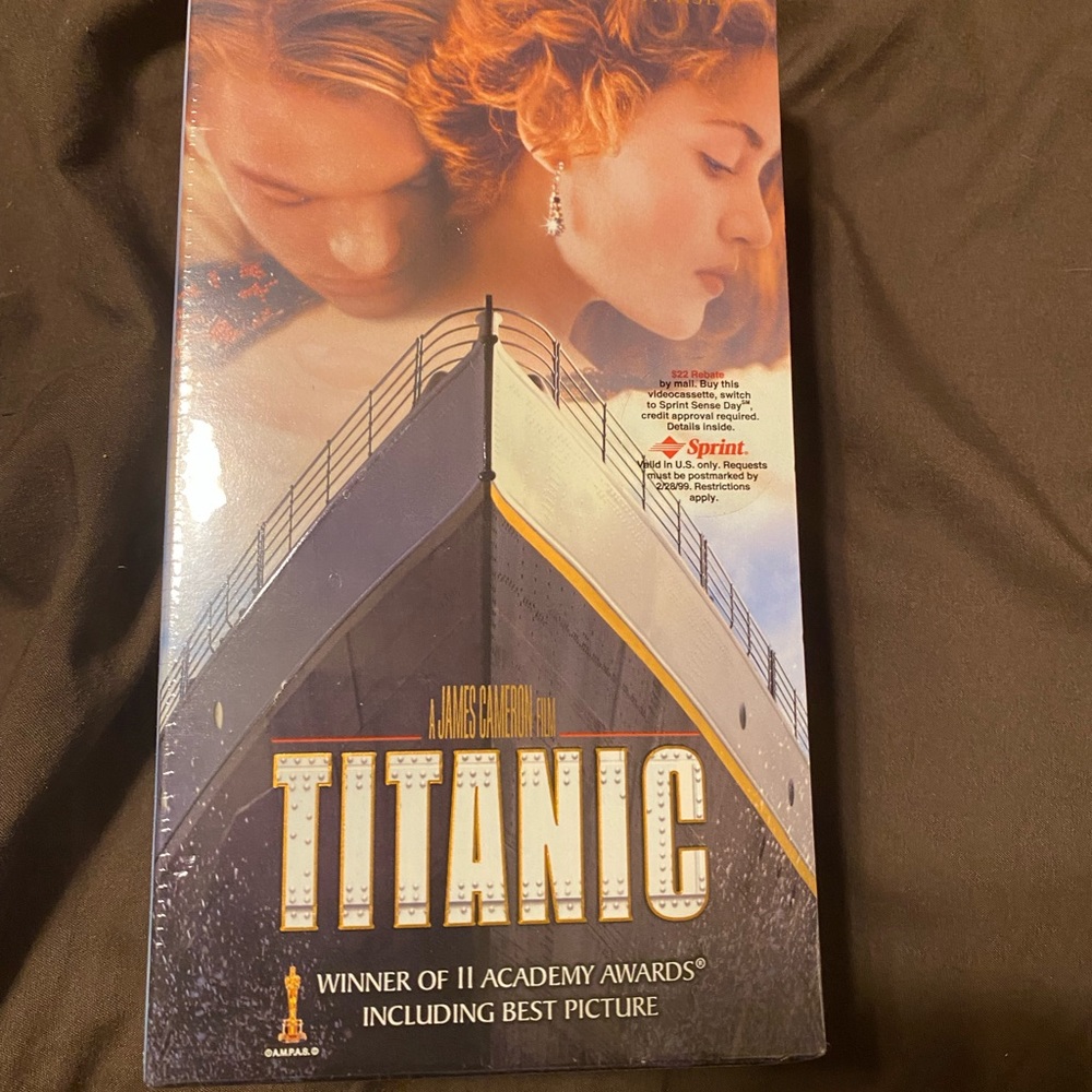 Brand new titanic vhs box set rare unopened
